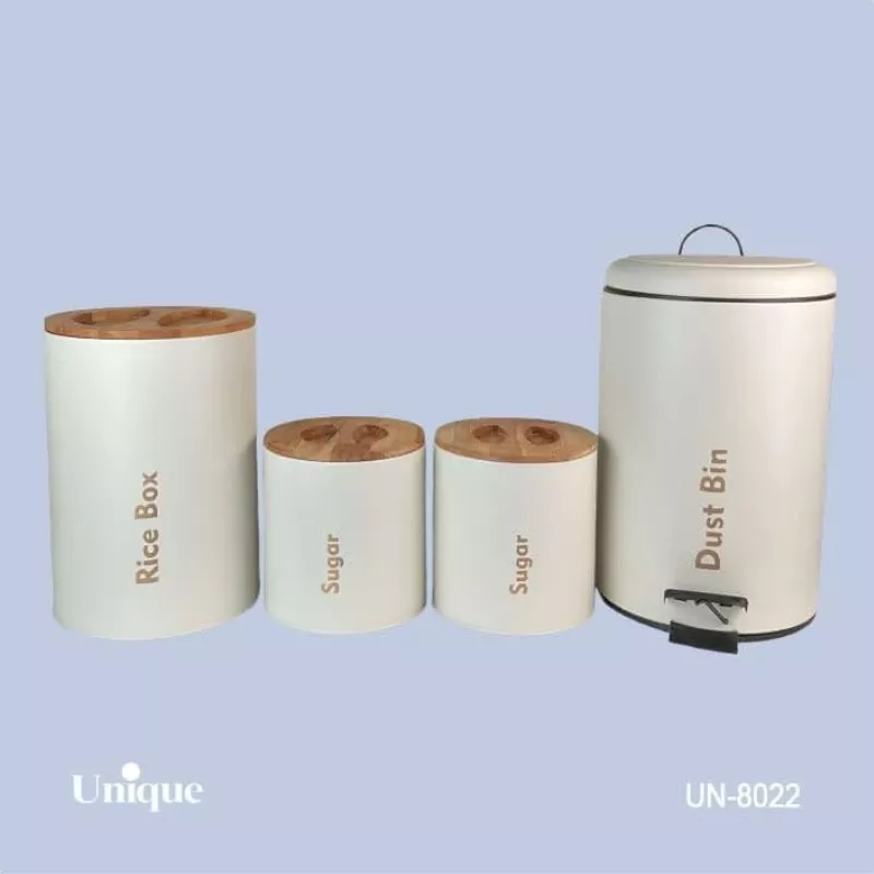 خرید سرویس آشپزخانه 4  پارچه کرم درب بامبو  UN-8022 یونیک	